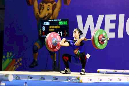 KIYG 2025: NCOE Lucknow’s Aisengfa Gogoi breaks youth national record, clinches 55kg weightlifting gold