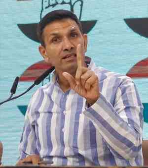 Cong threatens to intensify protest against Vijay Shah, demands legal action