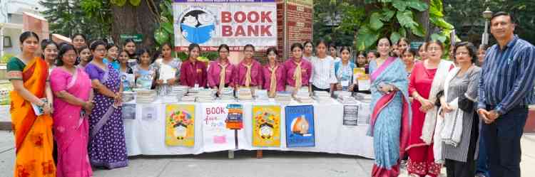 KMV Collegiate Sr. Sec. School Book Bank distributes free of cost books to the students