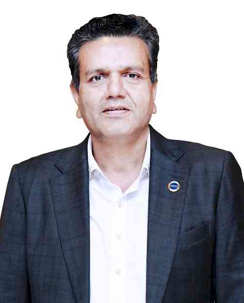 India's Exports Surge 12.7% in April 2025, Driven by Strong Growth in Electronics and Services : PHDCCI