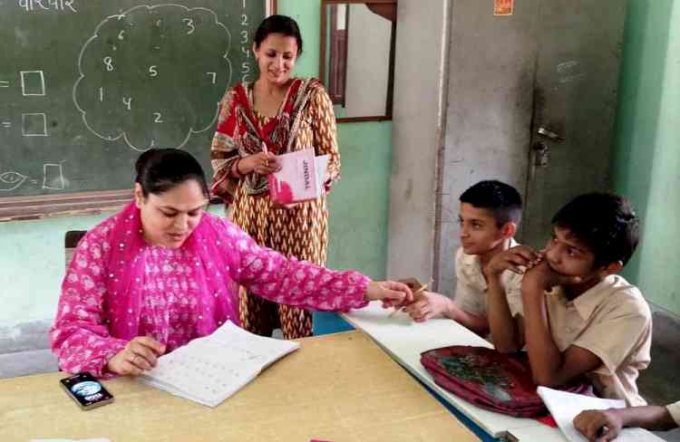 सीजेएम डॉ. तरन्नुम खान ने किया अर्पण संस्थान का निरीक्षण