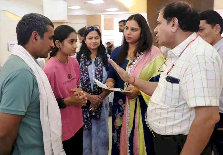 जीजेयू में 'एक्सप्लोर योर फ्यूचर@जीजेयूएसटी' कार्यशाला सम्पन्न