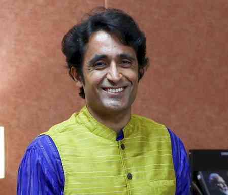 Shashi Tharoor row: BJP leader Pradeep Bhandari slams Rahul Gandhi
