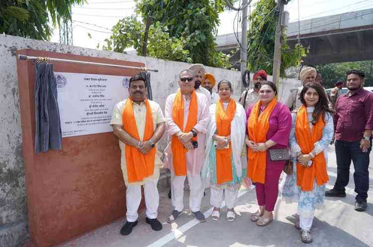 MP Arora Inaugurates Road Projects Worth Rs.6 Crore in Ludhiana's West Constituency