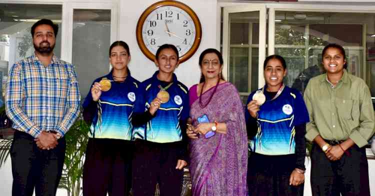 KMV’s softball team bags Gold medal in All India Inter-zonal National Softball Championship 