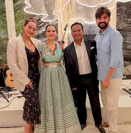 Sonakshi Sinha & Zaheer Iqbal reunite with old friends during their Maldives getaway