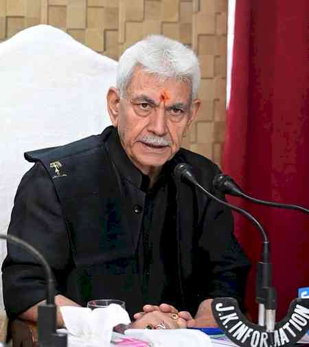 J&K L-G announces govt job for kin of Pak shelling victims