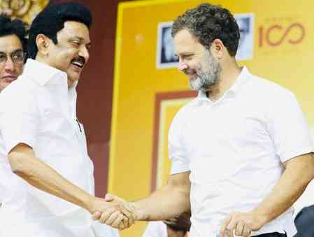 Rahul Gandhi backs MK Stalin, accuses Centre of misusing Guv’s post 