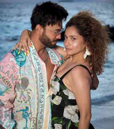 Ankita Lokhande shows her poetic side as she pens a romantic note for hubby Vicky Jain