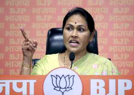 Suspension of BJP MLAs raises question on democratic function of K’taka Speaker: Shobha Karandlaje 