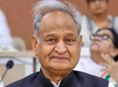 Ashok Gehlot defends Gandhis, criticises BJP over ED and issues in Rajasthan 