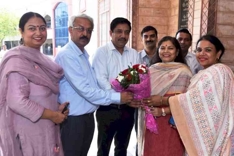 एचसीएस आशीष कुमार ने संभाला गौड़ संस्था के प्रशासक का कार्यभार