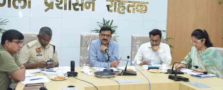 उपायुक्त ने सड़क दुर्घटना के कारणों का विश्लेषण कर आवश्यक प्रबंध करने के निर्देश दिए