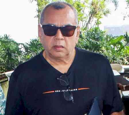 Amid ‘Hera Pheri 3’ controversy, source close to Paresh Rawal questions silence of original creator Firoz Nadiadwala