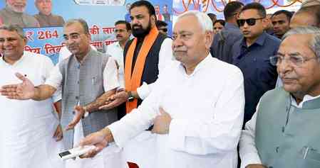 Nitish Kumar lays foundation stone for Rs 264-crore Tibbi College Hospital in Patna