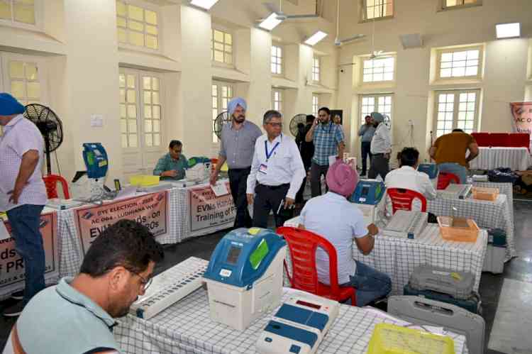 Hands on training of EVMs, VVPAT machines held for polling personnel; training session on ECINET application also held