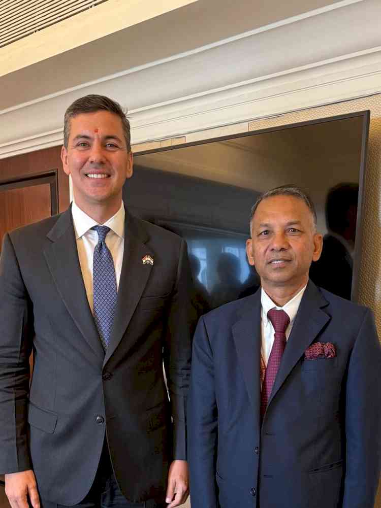 Paraguayan President Meets Trident Chairman Emeritus Rajinder Gupta to Attract Investment