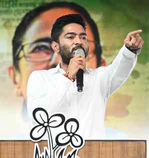 Trinamool leader Abhishek Banerjee expresses condolences over stampede in Bengaluru's Chinnaswamy Stadium