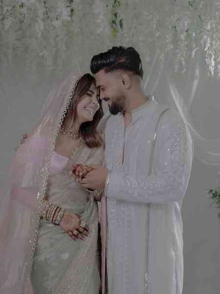 Hina Khan shares her thoughts on life's uncertainties in heartfelt wedding vow