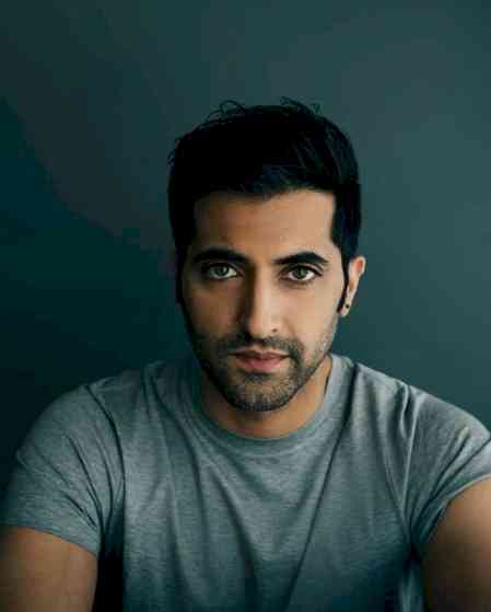Akshay Oberoi on playing queer onscreen: Bollywood doesn’t acknowledge it