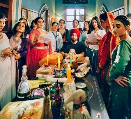 Diljit Dosanjh & Neeru Bajwa raise excitement with the BTS pics for 'Sardaar Ji 3'