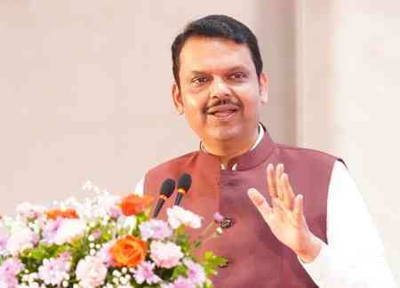 Political temperatures rise as Maha CM pens retort to Rahul Gandhi's 'match-fixing' claims