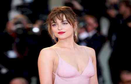 Dakota Johnson ‘freaked out’ when she received voice-note from Sandra Bullock after winning ‘worst actress’ award