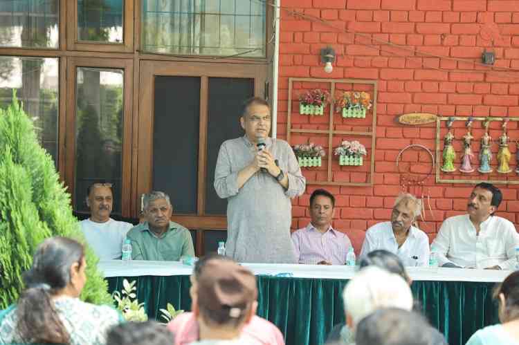 Arora Urges Voters to Ensure High Turnout for City’s Development