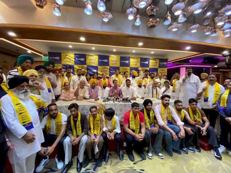 AAP Gains More Strength in Ludhiana West; Hundreds Leave Traditional Parties to Join AAP
