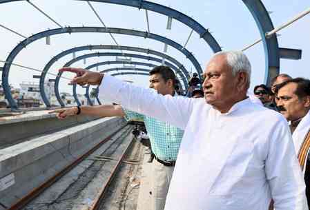 Nitish Kumar asks officials to complete Metro project within deadline