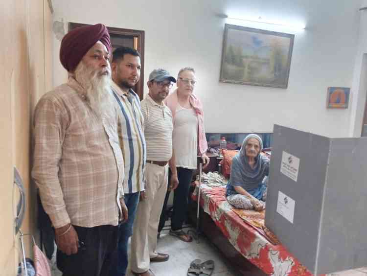 Ludhiana West By-Poll- Home voting commences for elderly and PwD voters