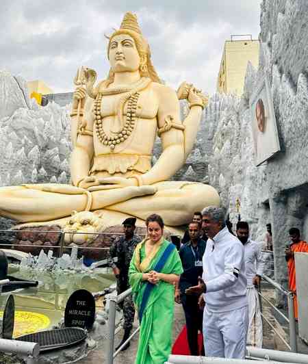 Kangana Ranaut reconnects with herself during a visit to the ancient Shivoham Shiva Temple in Bengaluru