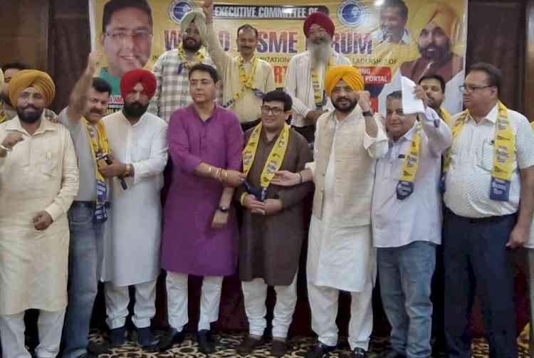 AAP Grows Stronger! Renowned Industrialist and MSME Industries Association President Badish Jindal Joins Aam Aadmi Party