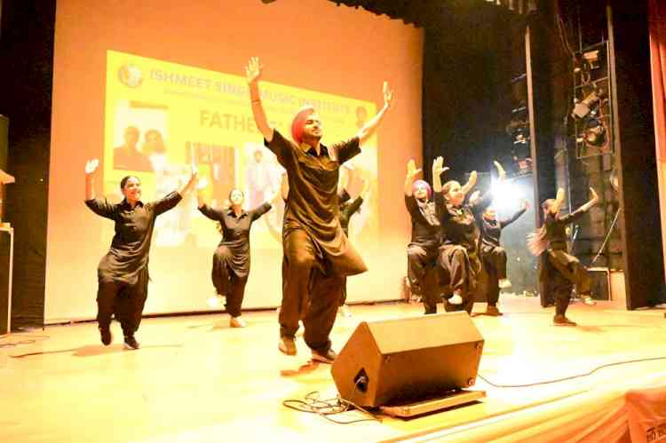 Ludhiana West by-polls - SVEEP: Students of Ishmeet Singh Music Institute give enthralling  performances
