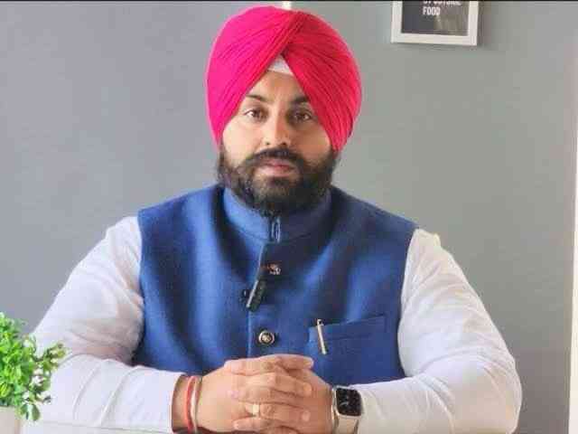 Harjot Bains Takes a Dig at Nayab Saini: New Wazir Khan, Stole Punjab's Water at Night