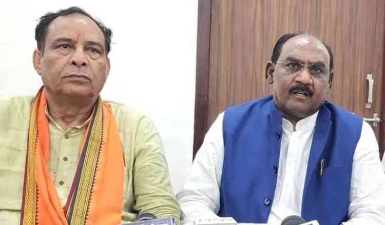 कांग्रेस संविधान की हत्यारी पार्टीः लाल सिंह आर्य