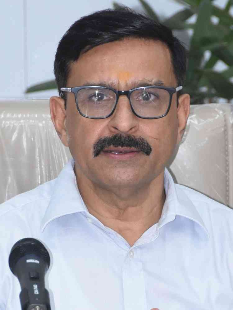 नशीले पदार्थों पर नियंत्रण के लिए पुलिस द्वारा सख्त कार्रवाई लगातार जारी