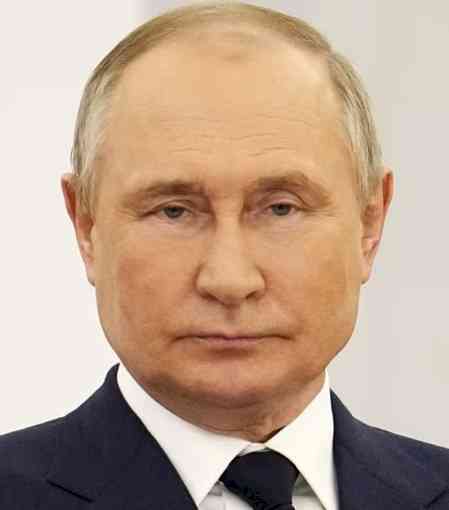 Putin says ready to meet Zelensky in 'final phase' of peace talks 