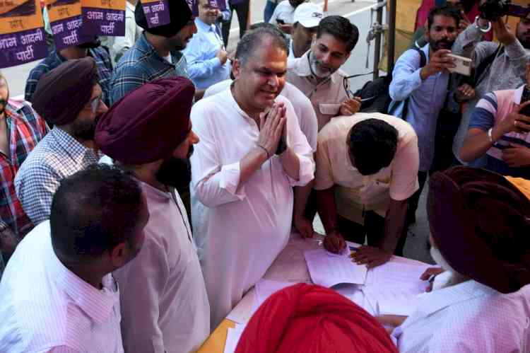 MP Arora Thanks Voters of Ludhiana West for Their Overwhelming Support
