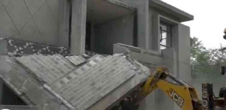 Illegally encroached panchayat land freed from drug smugglers 