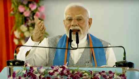 PM Modi’s ‘lalten-panja’ jab at RJD-Cong, says Bihar’s role vital in Viksit Bharat goal