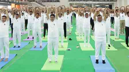 Tripura CM Saha urges youths to embrace Yoga in digital era 