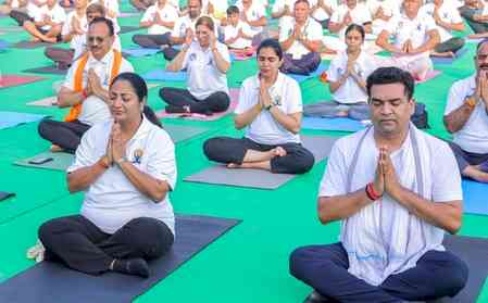 Delhi CM leads 'Yoga with Yamuna' event, ministers head separate sessions (Lead)