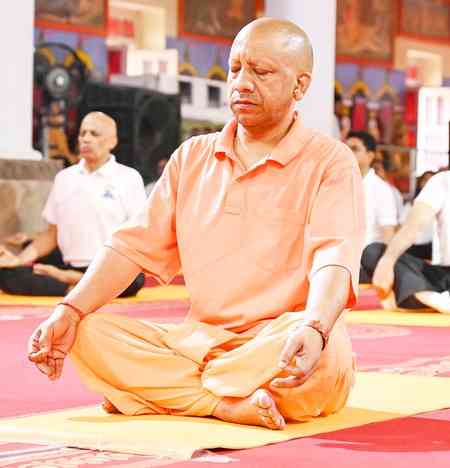 India paves the way for global well-being through Yoga: CM Yogi