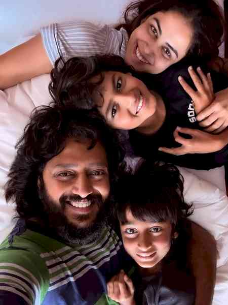 Here’s how Genelia Deshmukh left husband Riteish Deshmukh beaming with pride and joy