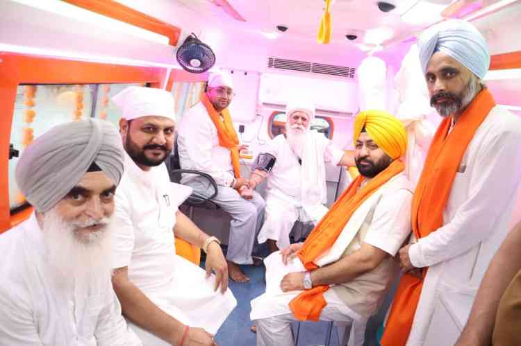 Mundian launches Aam Aadmi Clinic Bus Sewa in Sahnewal Constituency