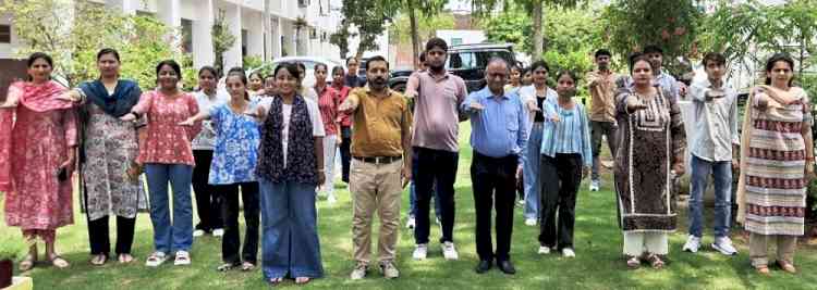 हिंदू कॉलेज में प्रतिज्ञा एवं ई-प्रतिज्ञा कार्यक्रम आयोजित