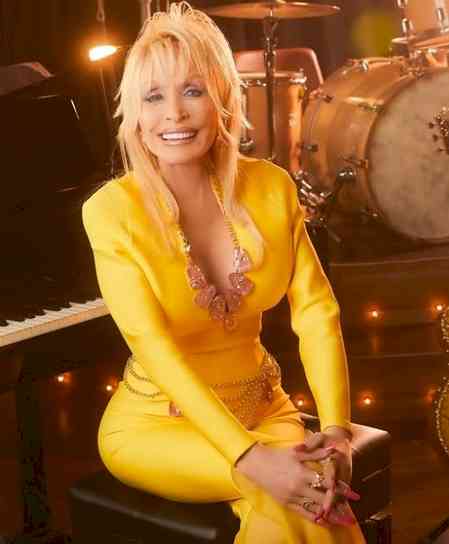 Dolly Parton returns to touring with new shows in Las Vegas