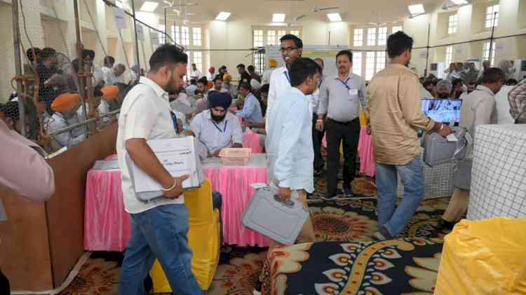 Bypoll Round 6: AAP’s Arora Stays Ahead, Congress Strengthens Second Spot