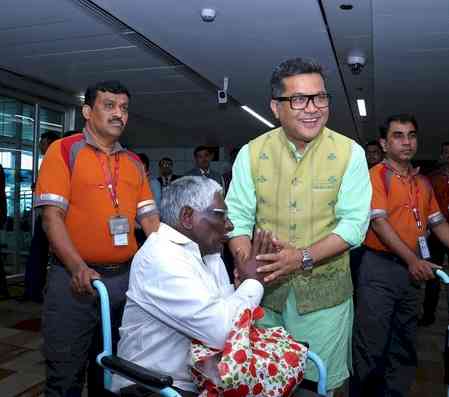 Operation Sindhu: 219 Indian nationals from Iran, 161 from Israel arrive in Delhi 